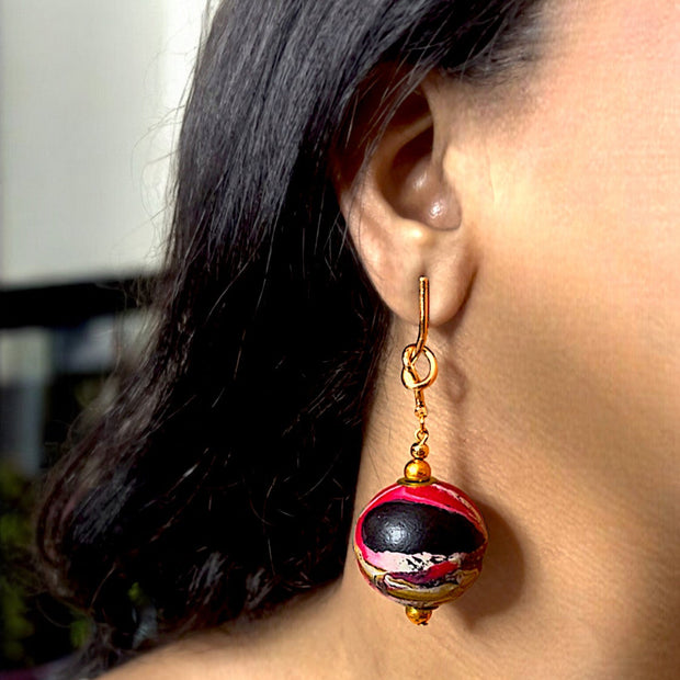 Rasika Dangle Earrings in Pink